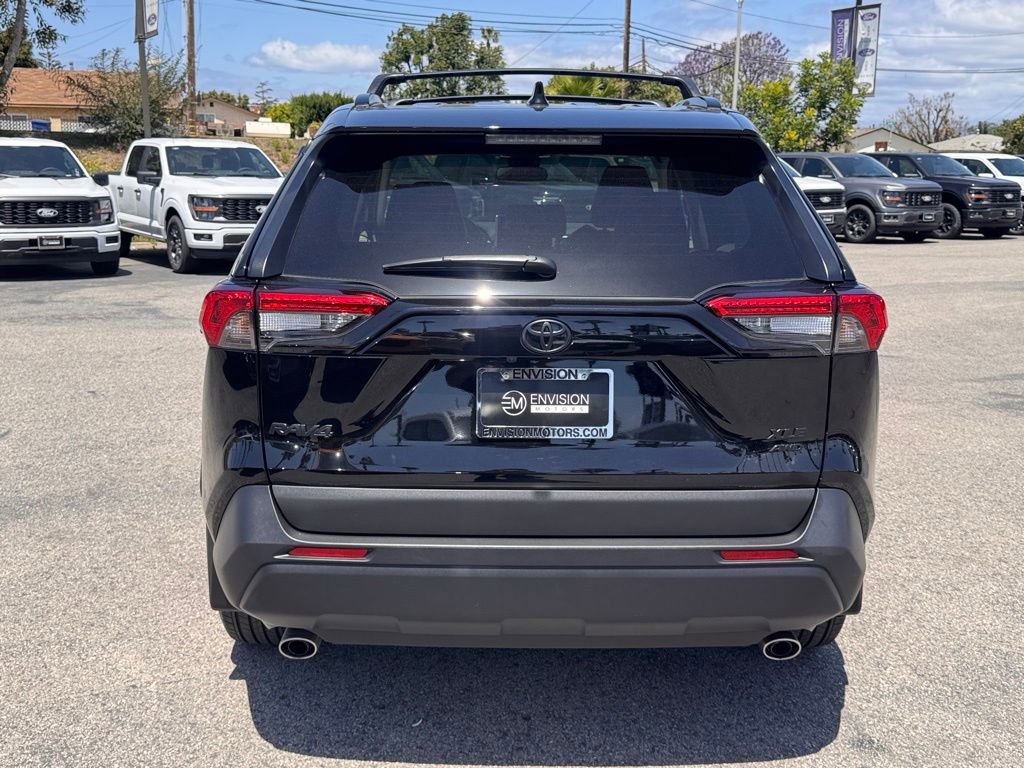 Used 2025 Toyota RAV4 XLE Premium AWD/4WD image 10