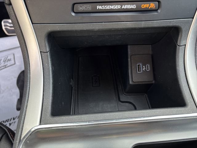 Certified 2023 Ford Edge ST-Line image 32