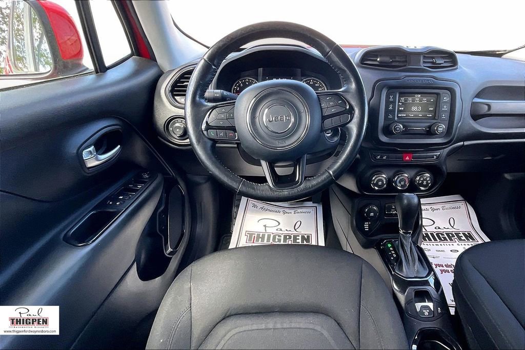 Used 2017 Jeep Renegade Altitude image 5