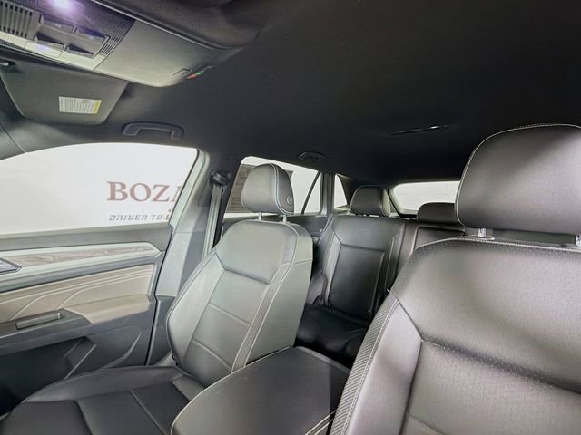 Used 2022 Volkswagen Atlas Cross Sport SE FWD image 25