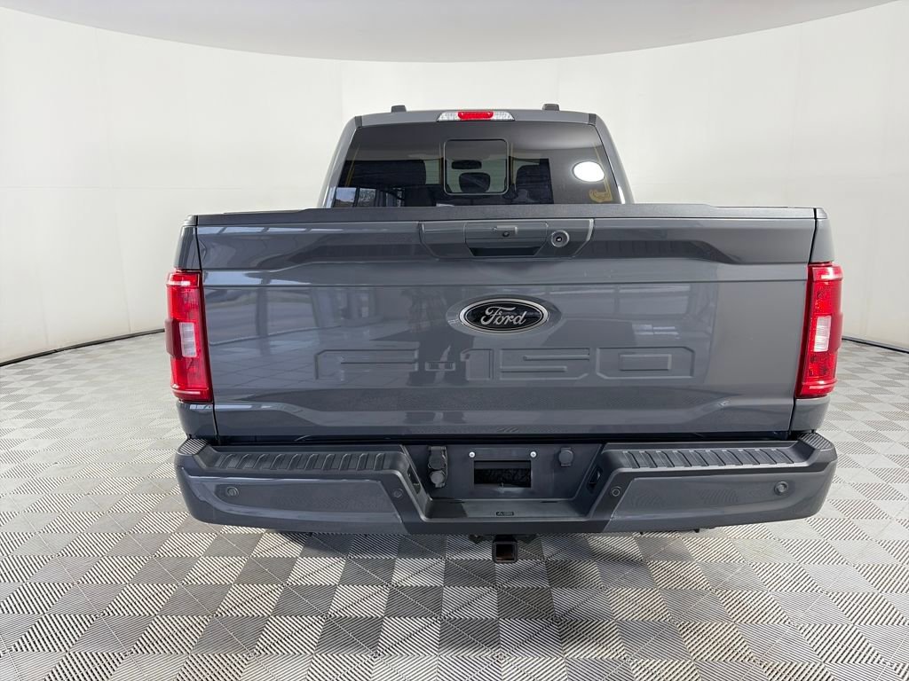 Certified 2021 Ford F150 XLT w/ Equipment Group 302A High image 4