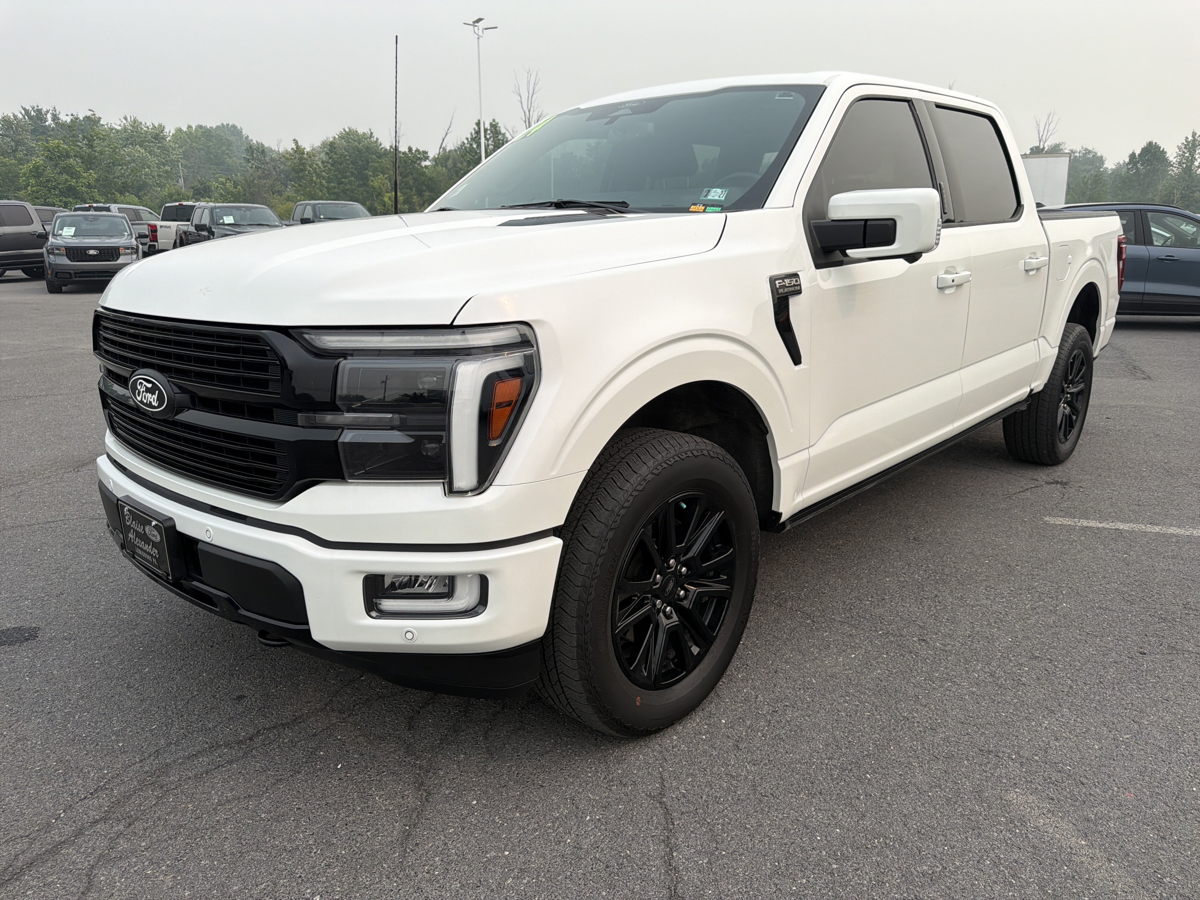 Certified 2024 Ford F150 Platinum w/ FX4 Off-Road Package AWD/4WD image 8
