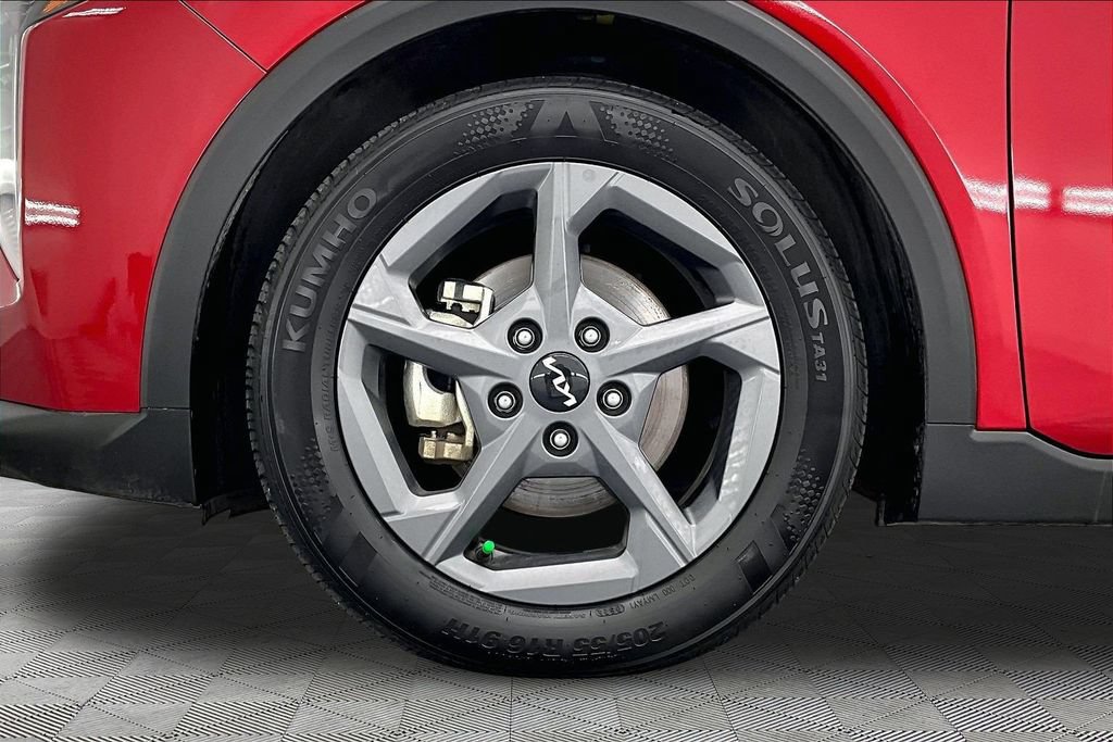 Used 2025 Kia K4 FWD image 9