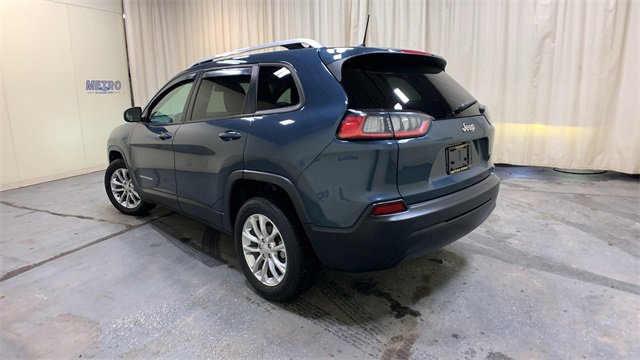 Used 2020 Jeep Cherokee Latitude w/ Cold Weather Group image 5