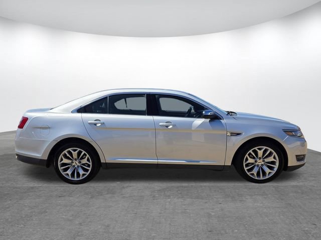 Certified 2019 Ford Taurus Limited image 5