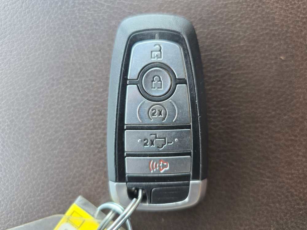 Certified 2019 Ford F350 Limited image 22