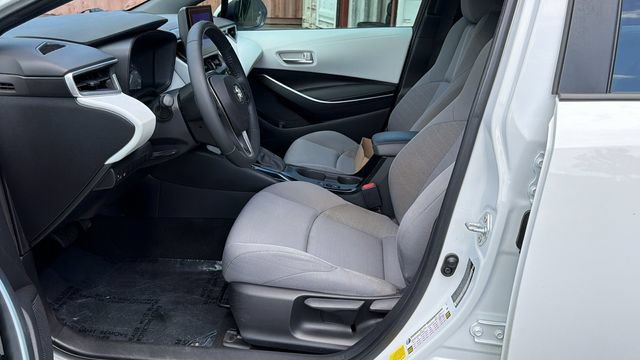Used 2024 Toyota Corolla SE FWD image 9