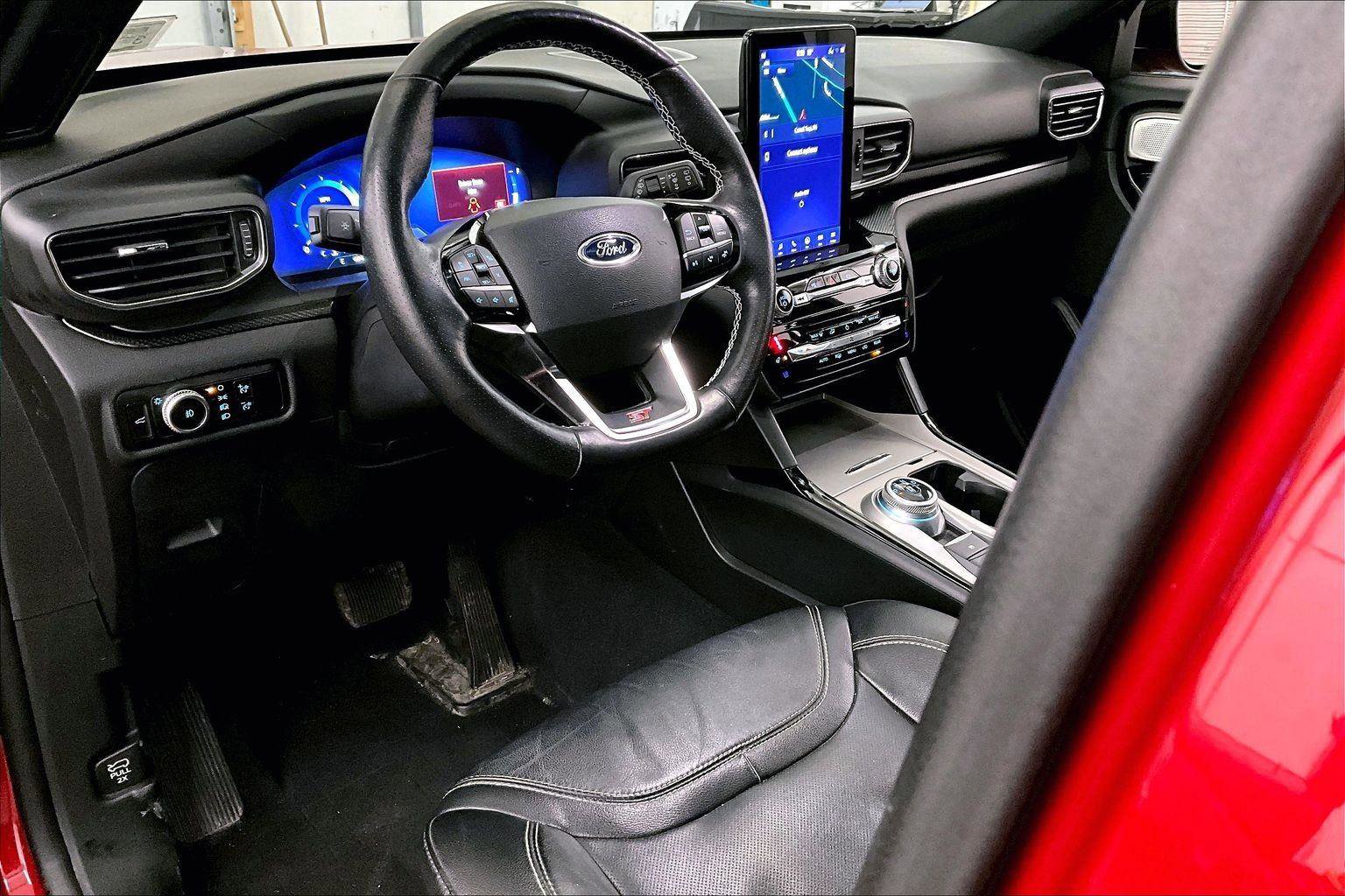 Certified 2023 Ford Explorer ST w/ Equipment Group 401A image 12