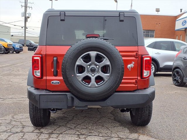 Certified 2024 Ford Bronco Big Bend image 2