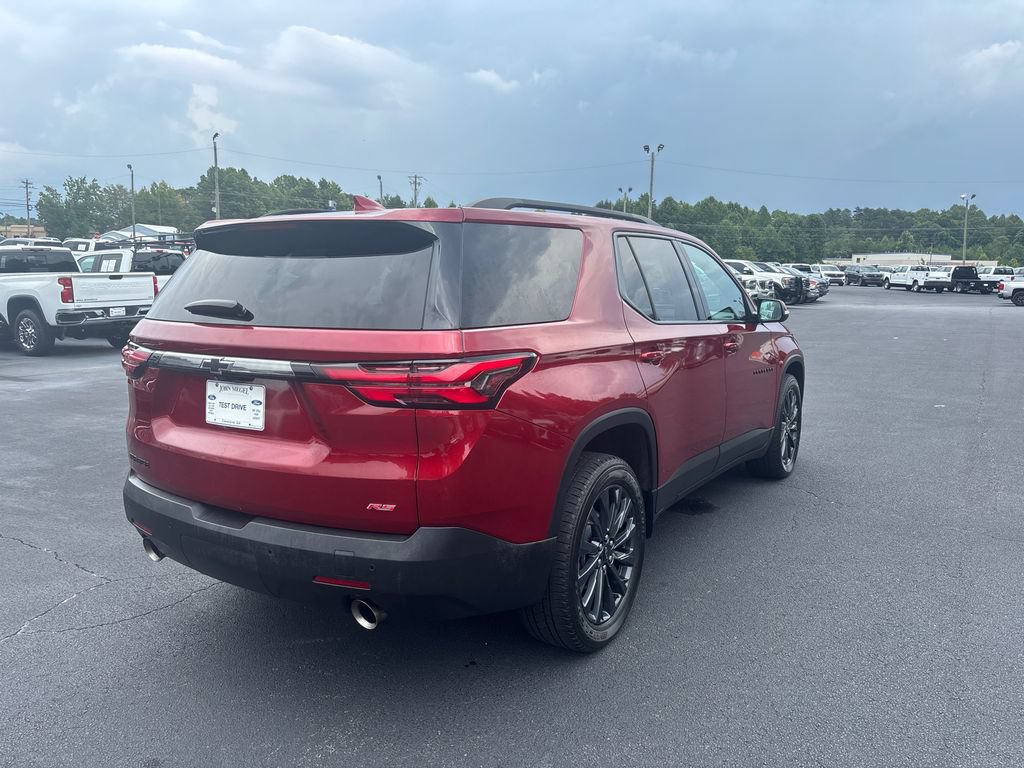 Used 2022 Chevrolet Traverse RS FWD image 5