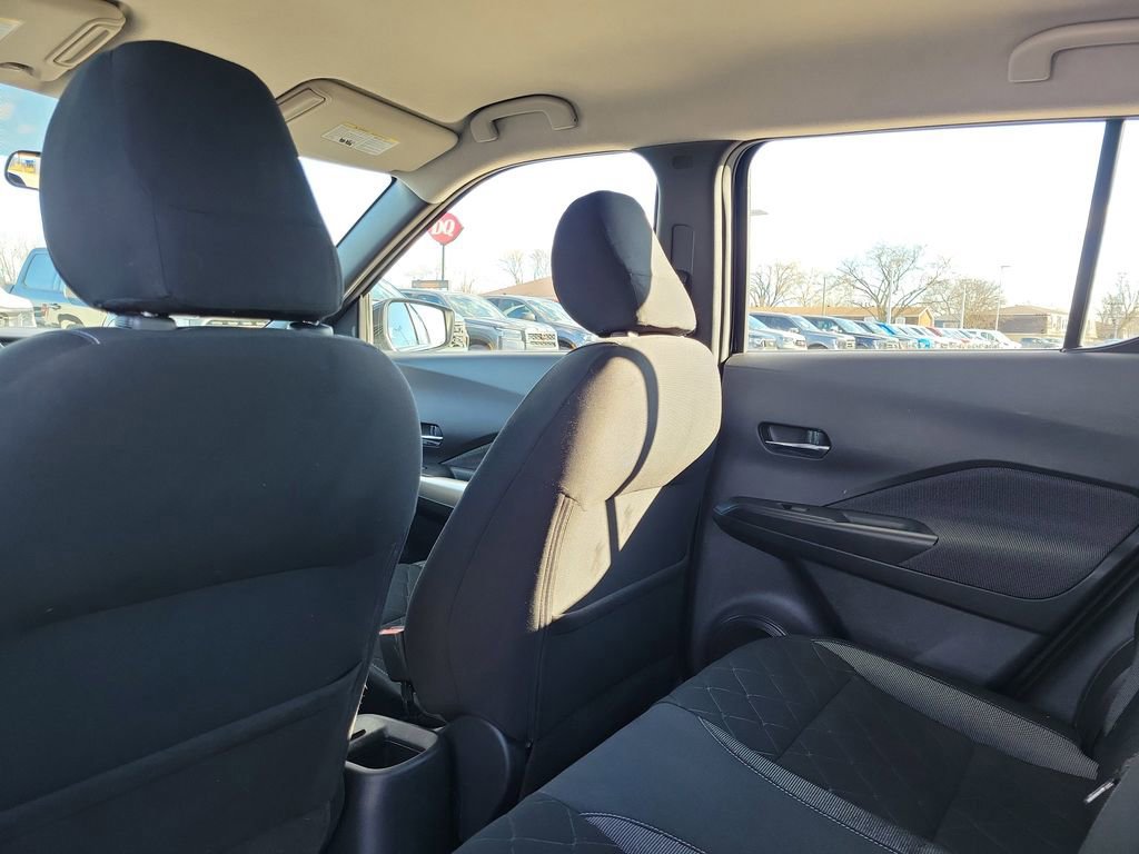 Used 2019 Nissan Kicks SV image 15