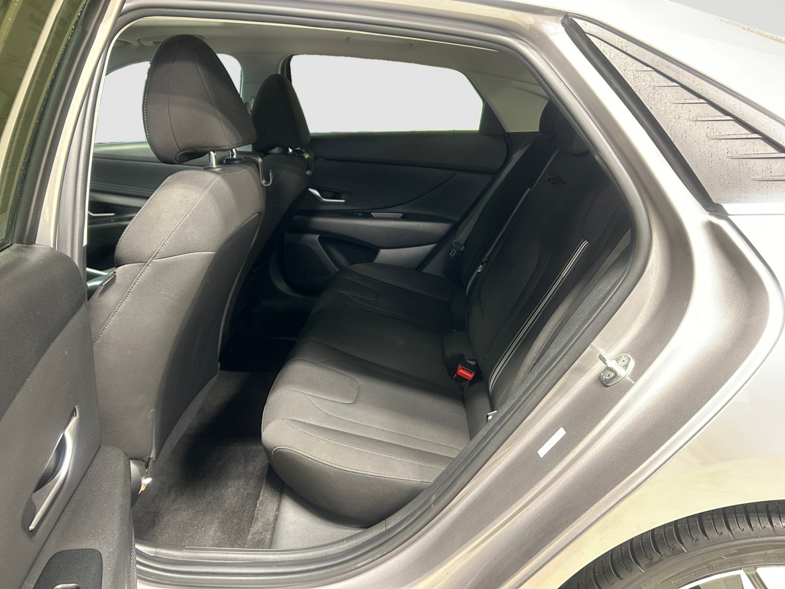 Used 2022 Hyundai Elantra SEL w/ Convenience + Premium Package FWD image 21