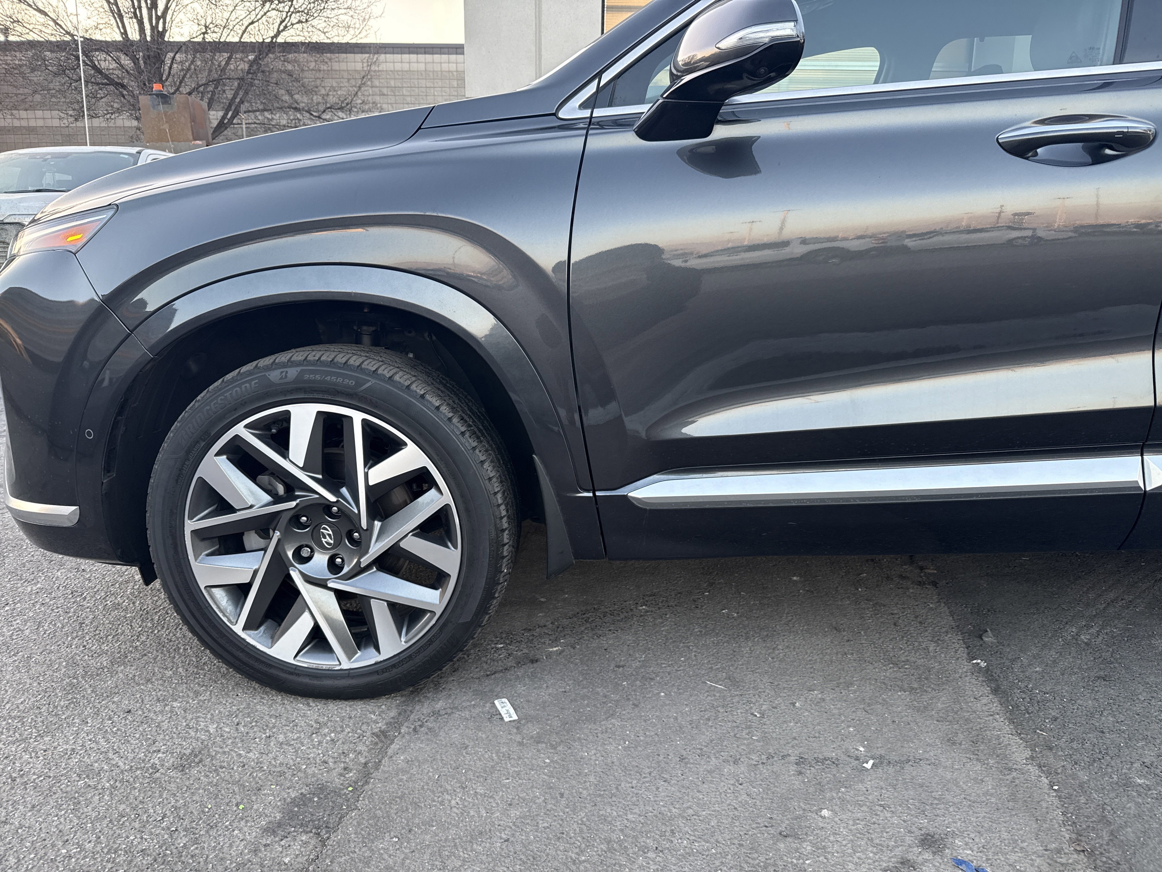 Used 2022 Hyundai Santa Fe Calligraphy image 3