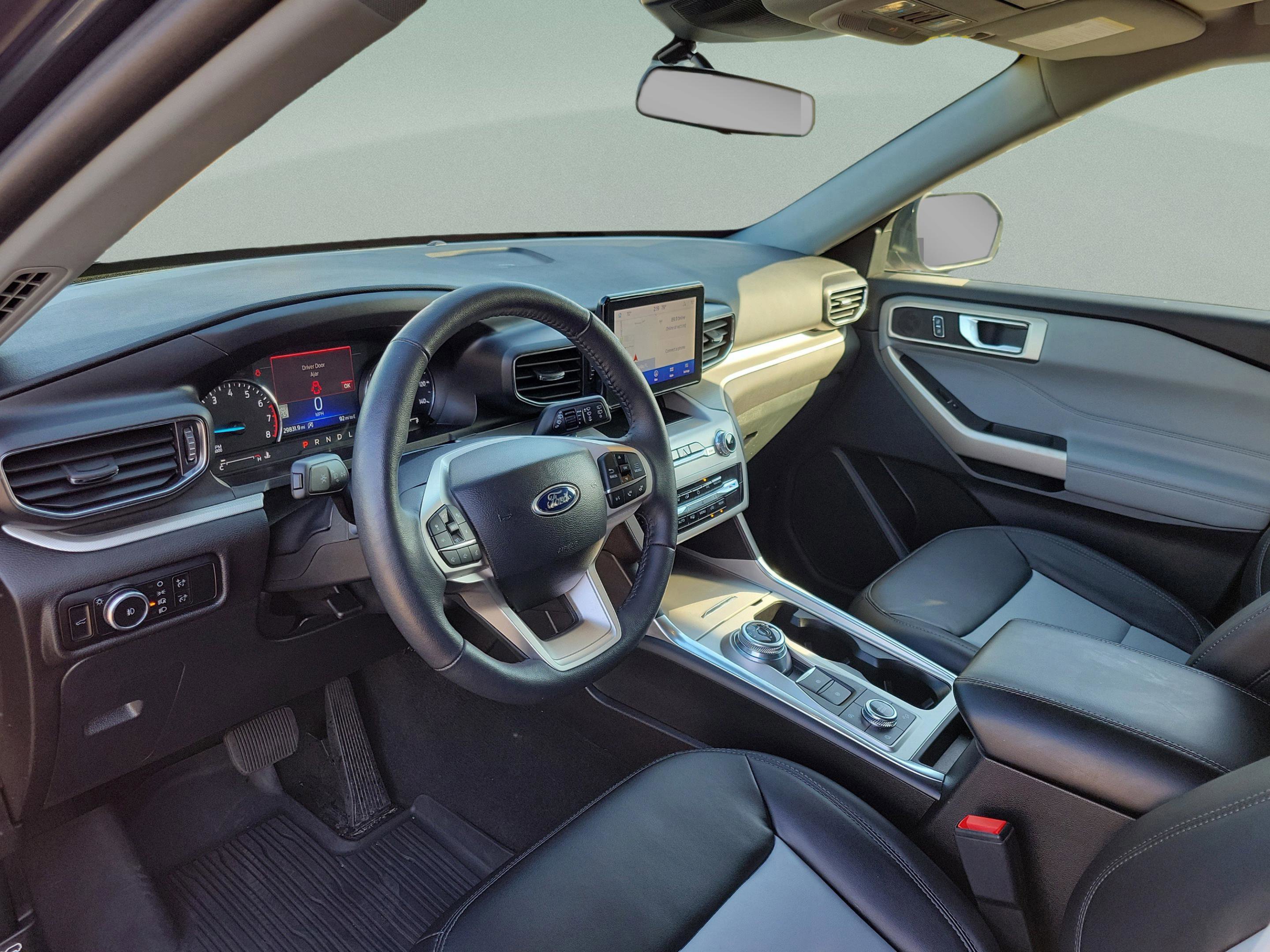 Certified 2023 Ford Explorer XLT w/ Equipment Group 202A image 7