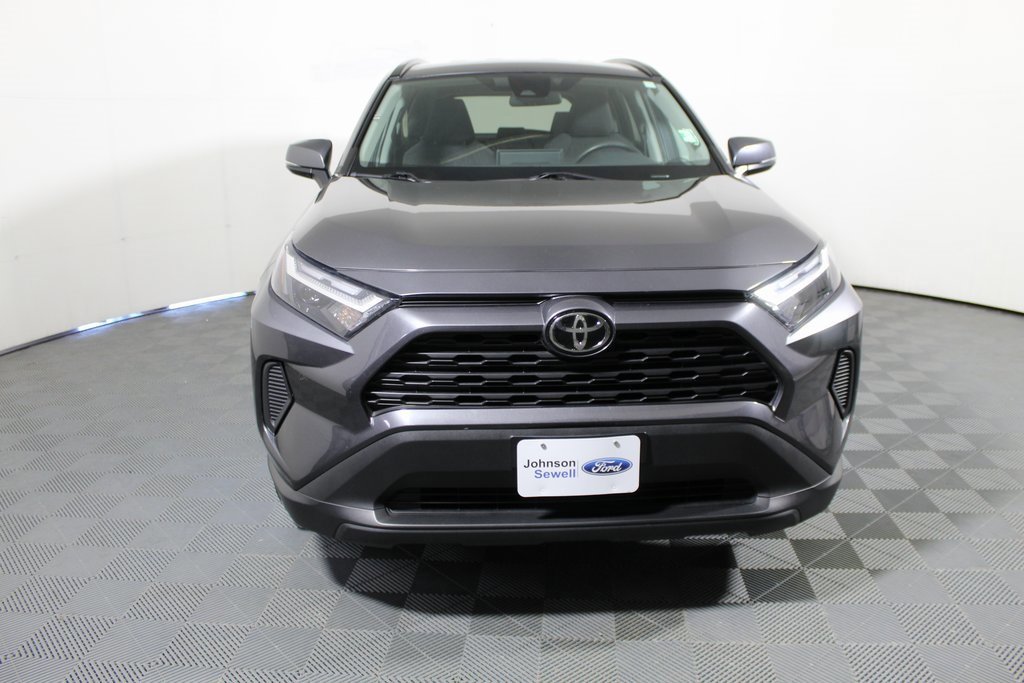 Used 2024 Toyota RAV4 XLE image 6