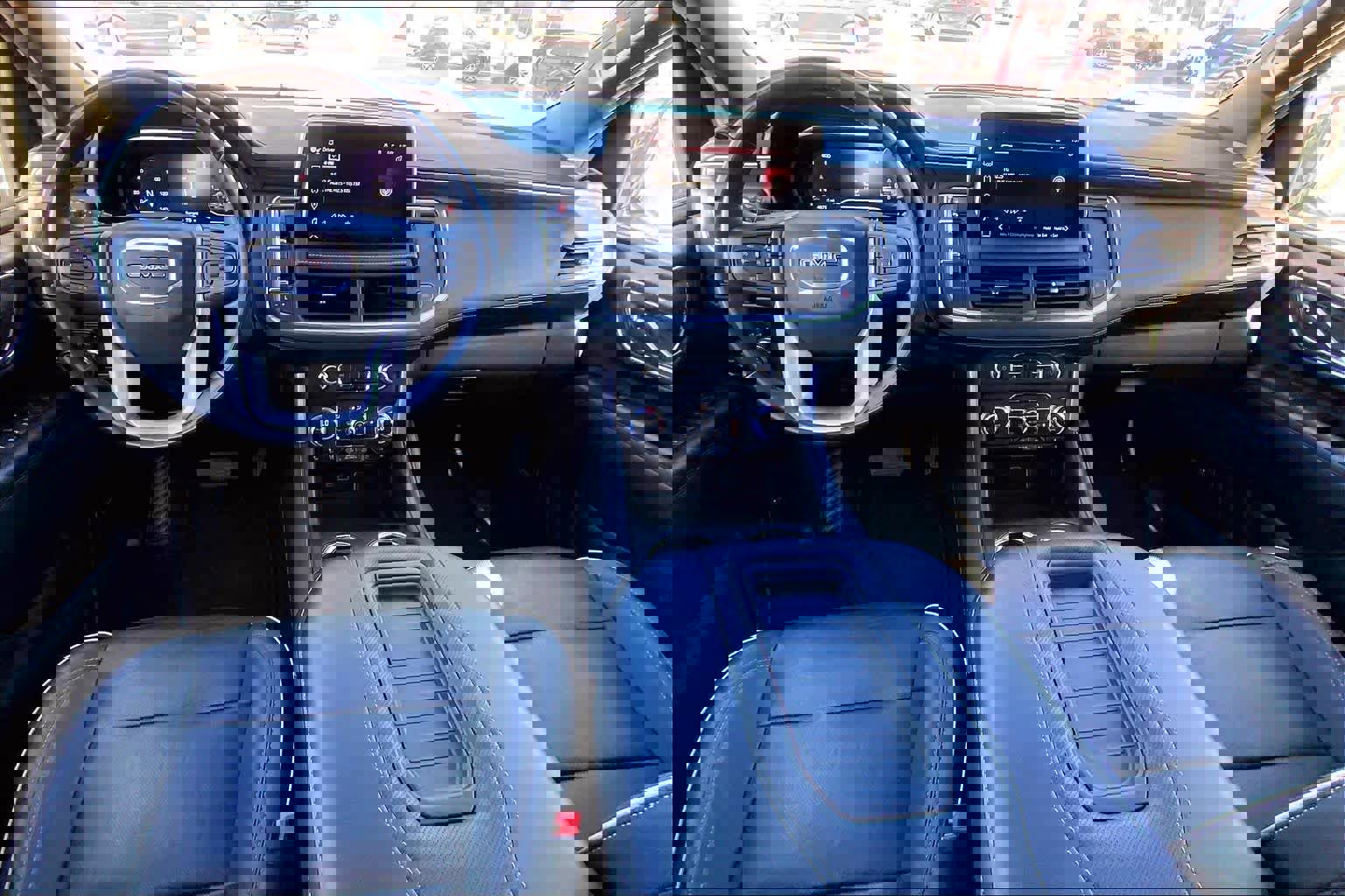 Used 2023 GMC Yukon SLT image 15