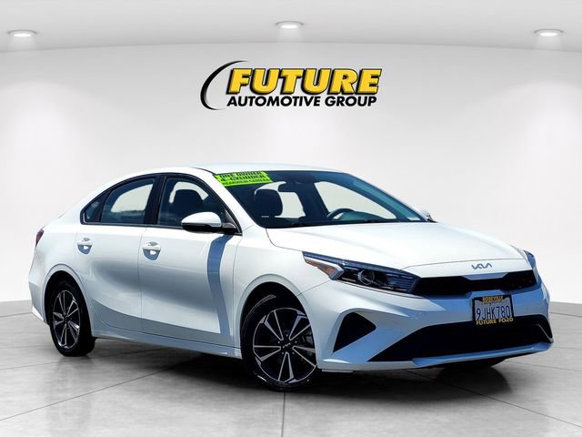 Used 2023 Kia Forte LXS w/ LXS Technology Package FWD video 1