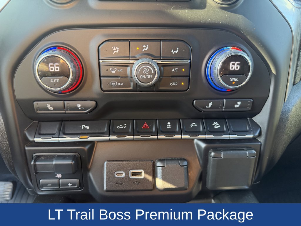 Used 2021 Chevrolet Silverado 1500 LT Trail Boss w/ LT Trail Boss Premium Package AWD/4WD image 22