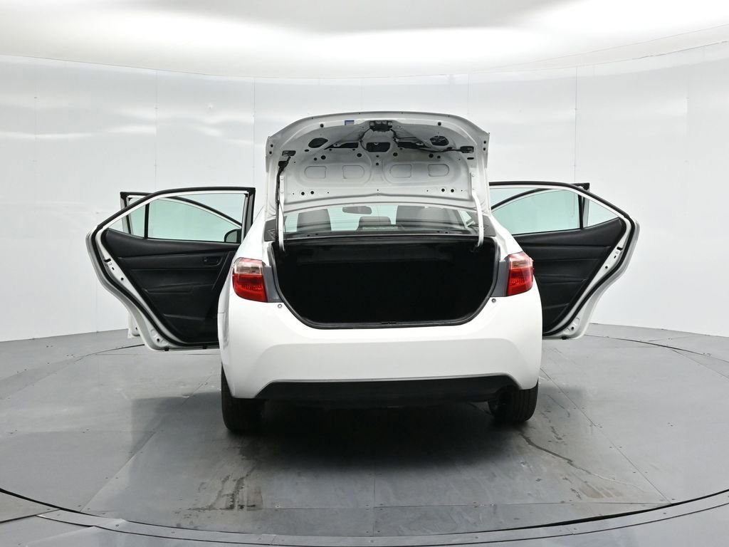 Used 2018 Toyota Corolla L image 49