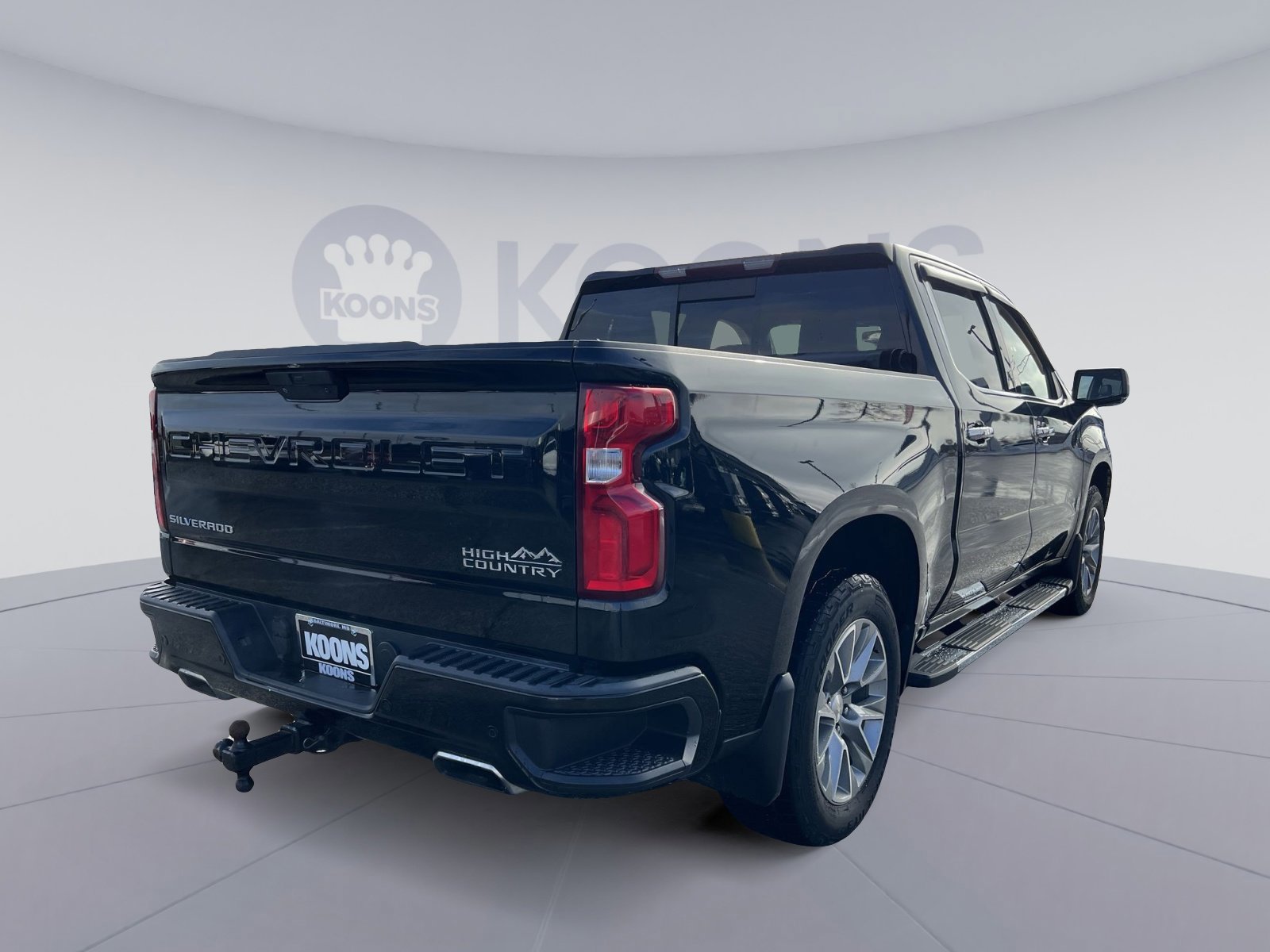 Used 2019 Chevrolet Silverado 1500 High Country w/ Z71 Off-Road Package image 4