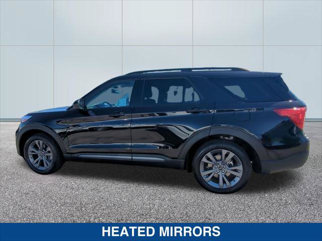 Certified 2023 Ford Explorer XLT w/ Equipment Group 202A RWD image 2