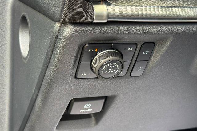 Certified 2025 Ford Expedition Tremor AWD/4WD image 31