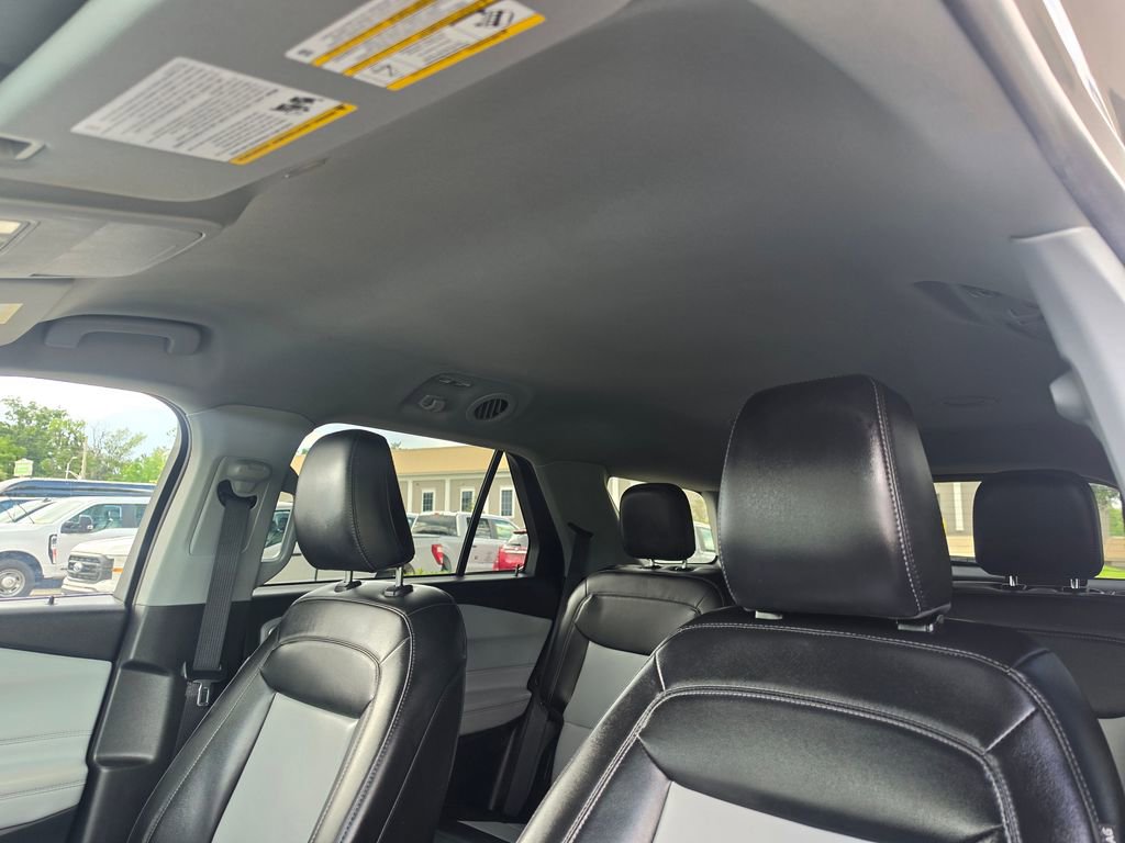 Certified 2022 Ford Explorer XLT w/ Equipment Group 202A RWD image 37