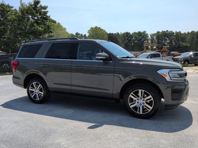 Certified 2024 Ford Expedition XLT AWD/4WD image 2