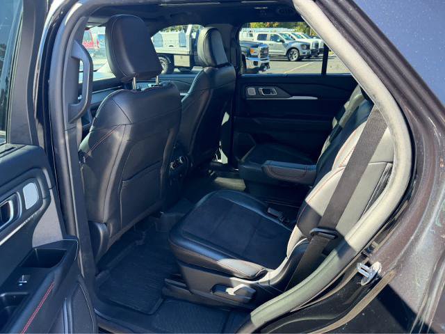 Certified 2025 Ford Explorer ST AWD/4WD image 11