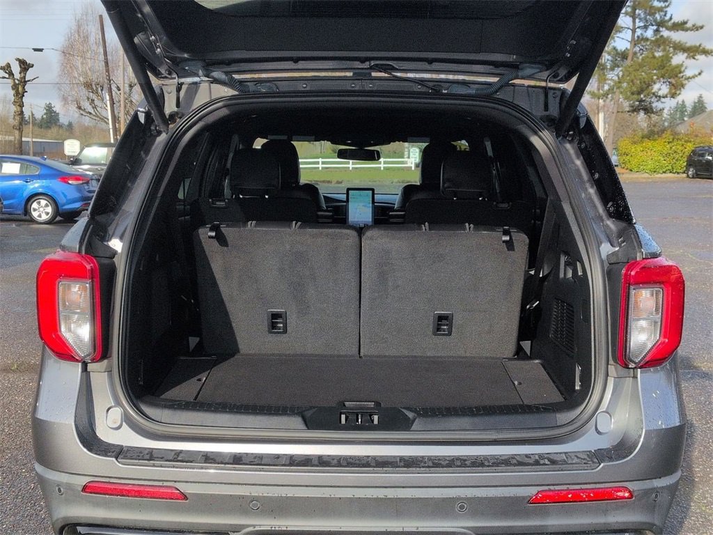 Certified 2022 Ford Explorer ST w/ Equipment Group 401A image 26