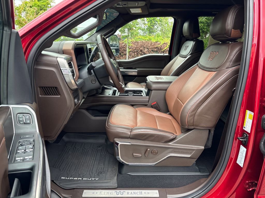 Certified 2025 Ford F250 King Ranch w/ Chrome Package image 31