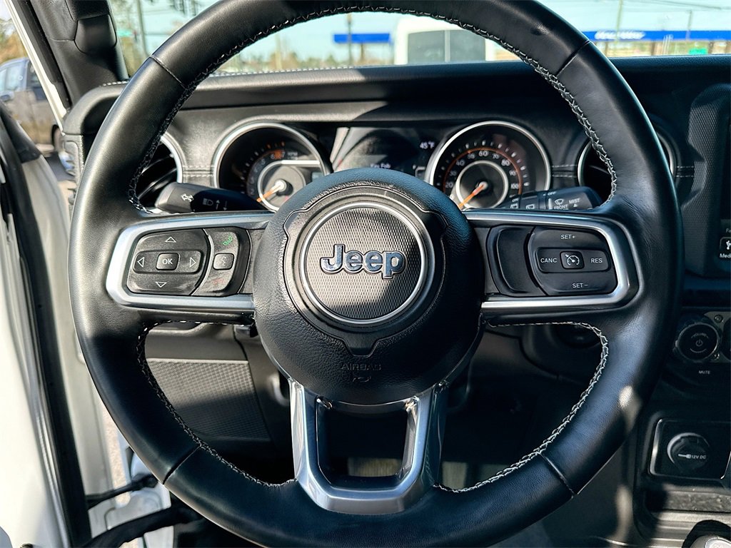 Used 2022 Jeep Wrangler Unlimited Sahara w/ LED Lighting Group image 18