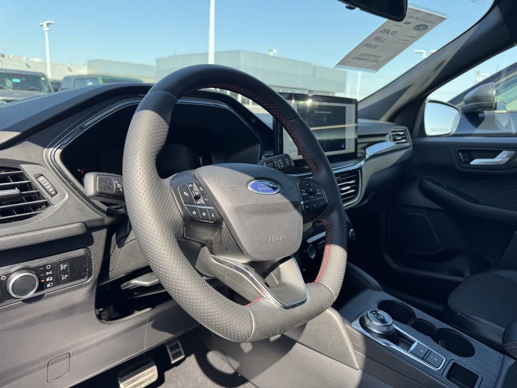 Certified 2023 Ford Escape ST-Line w/ Tech Pack #1 image 13