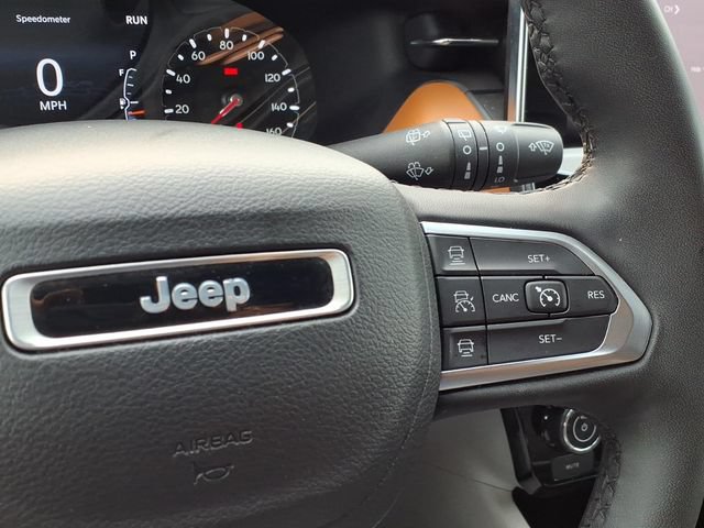 Used 2023 Jeep Compass Limited AWD/4WD image 23