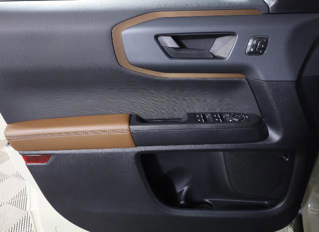 Certified 2024 Ford Bronco Sport Outer Banks w/ Tech Package AWD/4WD image 26