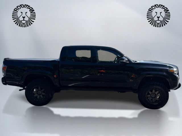 Used 2023 Toyota Tacoma TRD Sport w/ TRD Premium Sport Package AWD/4WD image 5