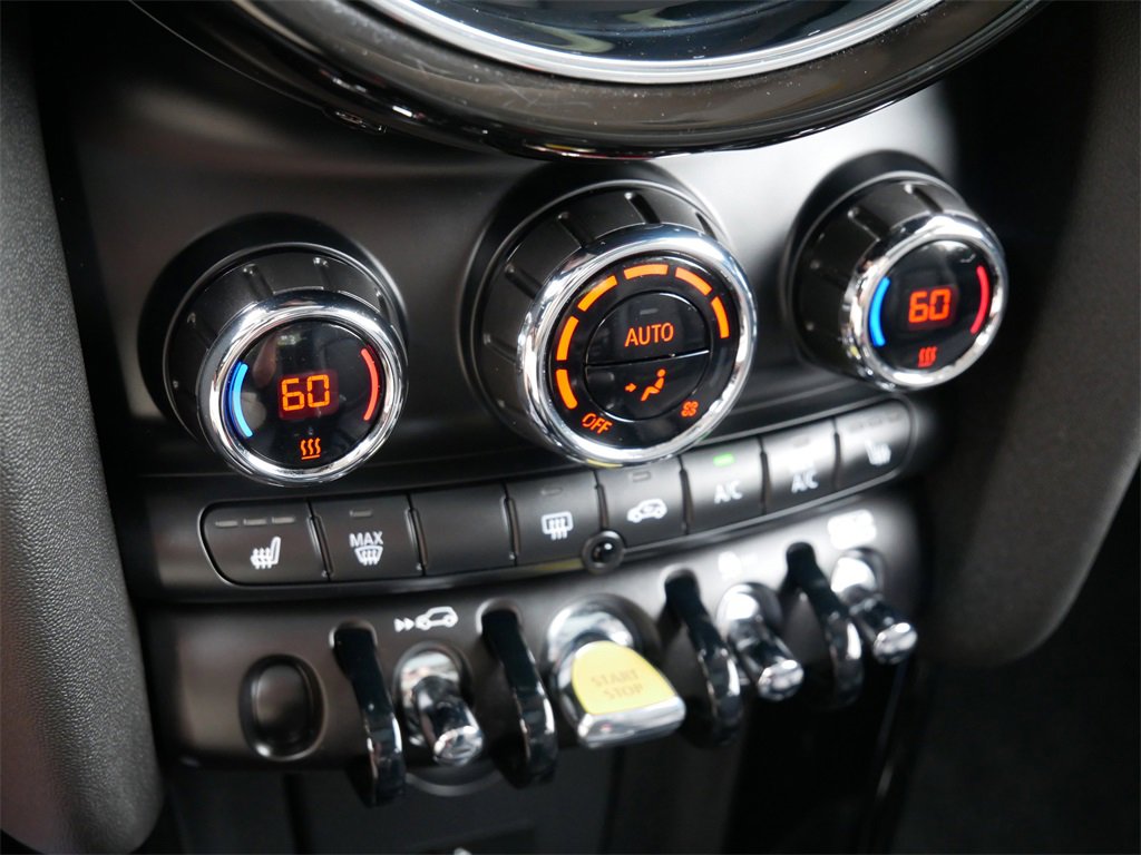 Used 2024 MINI Cooper SE image 18