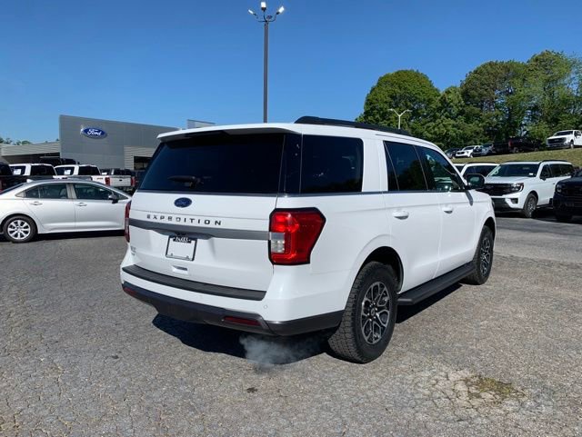 Certified 2024 Ford Expedition XLT AWD/4WD image 9