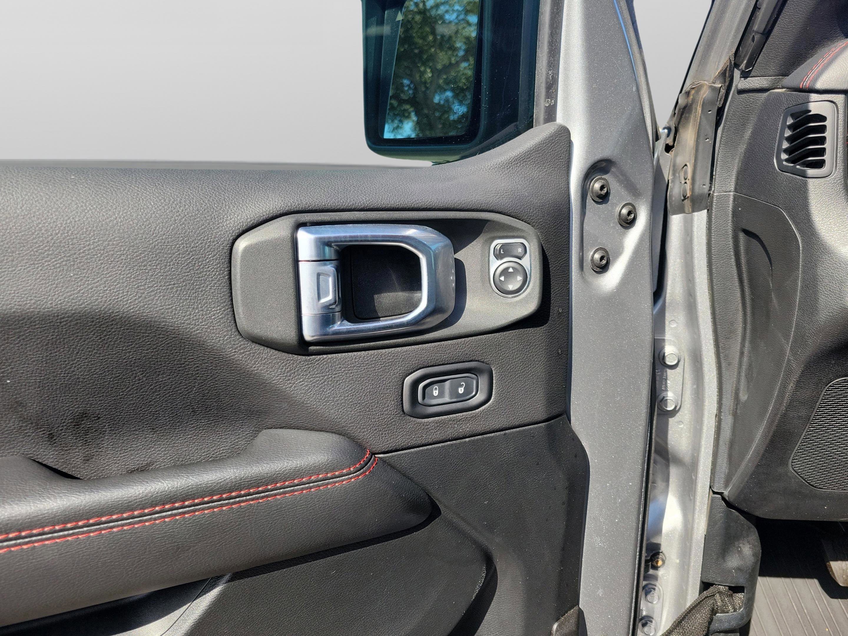 Used 2020 Jeep Wrangler Unlimited Rubicon w/ Quick Order Package 28Y Recon image 31