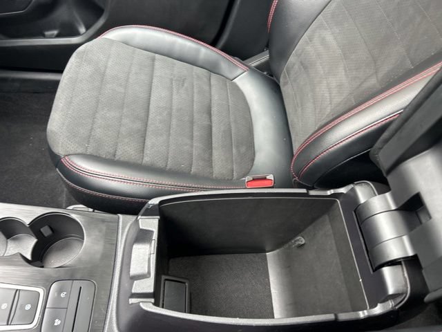 Certified 2022 Ford Escape SEL w/ SEL Stealth AWD Package image 22