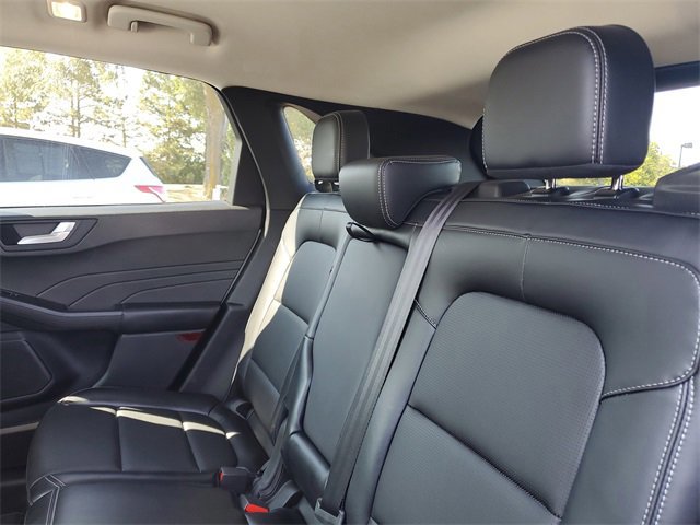 Certified 2023 Ford Escape Platinum image 28
