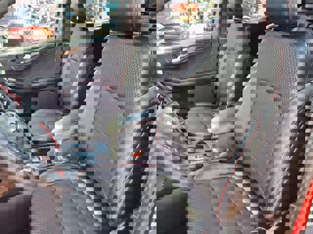 Certified 2024 Ford Escape ST-Line w/ Tech Pack #1 image 6