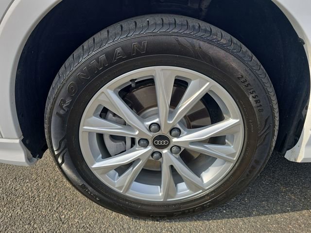 Used 2024 Audi Q3 2.0T Premium image 10