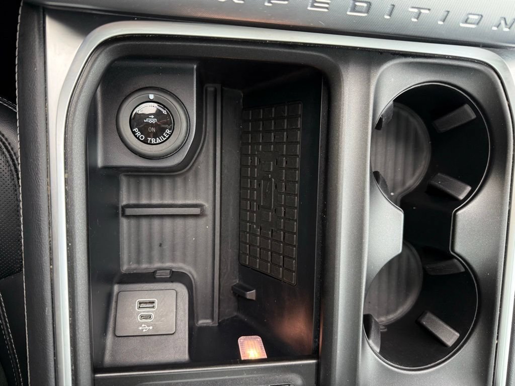 Certified 2025 Ford Expedition Max Platinum AWD/4WD image 26