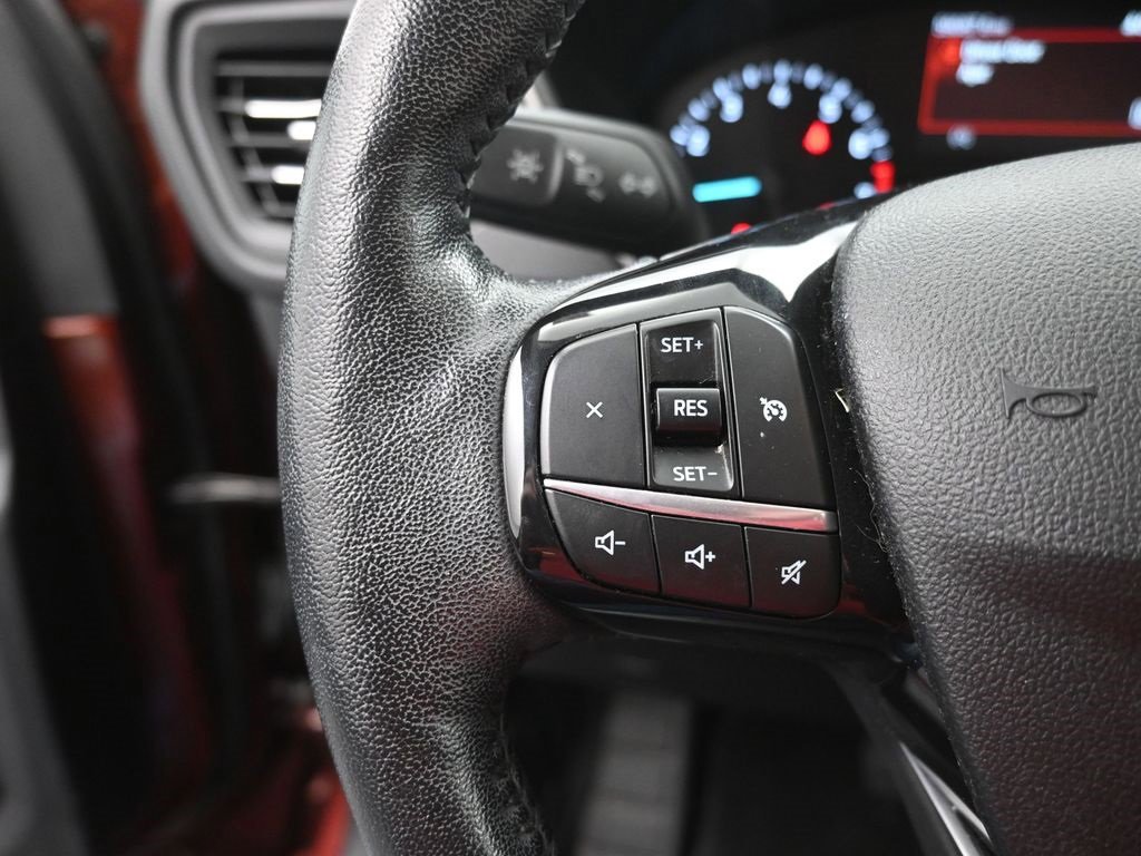 Certified 2021 Ford Escape SEL image 15