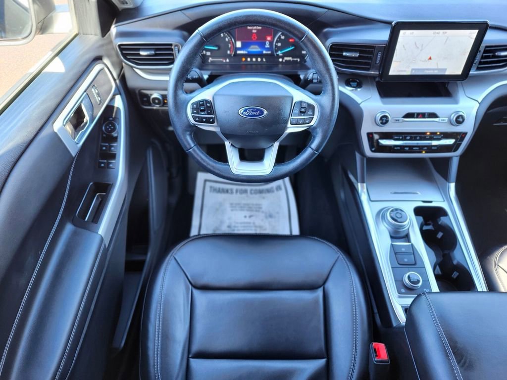 Certified 2022 Ford Explorer XLT w/ Equipment Group 202A image 13