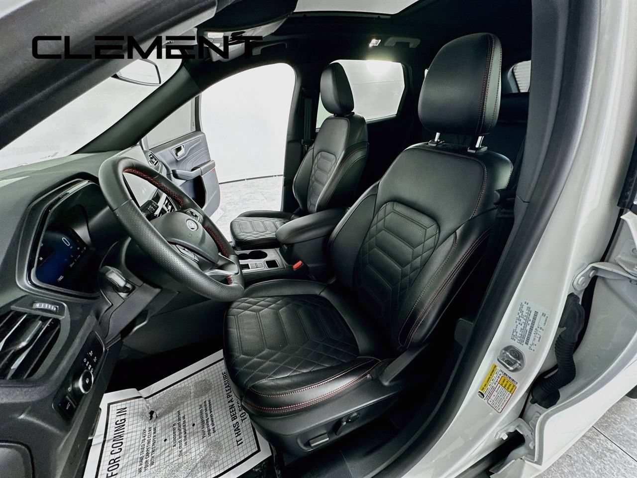 Certified 2024 Ford Escape ST-Line Elite w/ Premium Technology Package AWD/4WD image 31