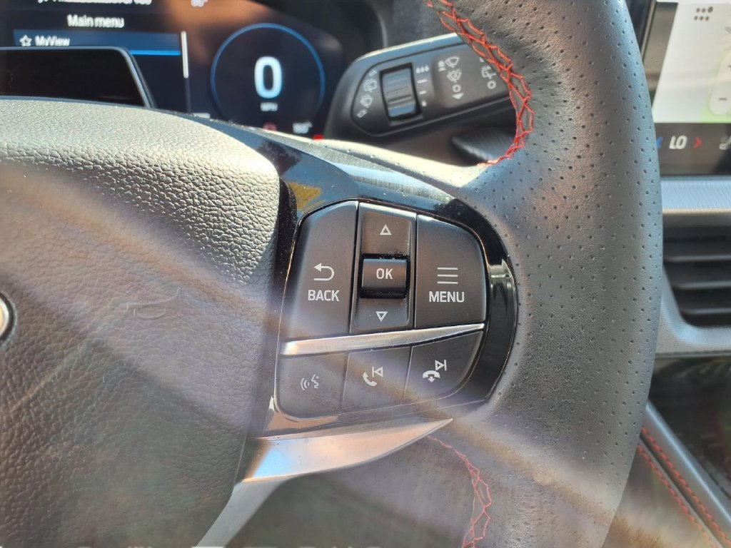 Certified 2025 Ford Explorer ST-Line w/ Premium Package RWD image 19