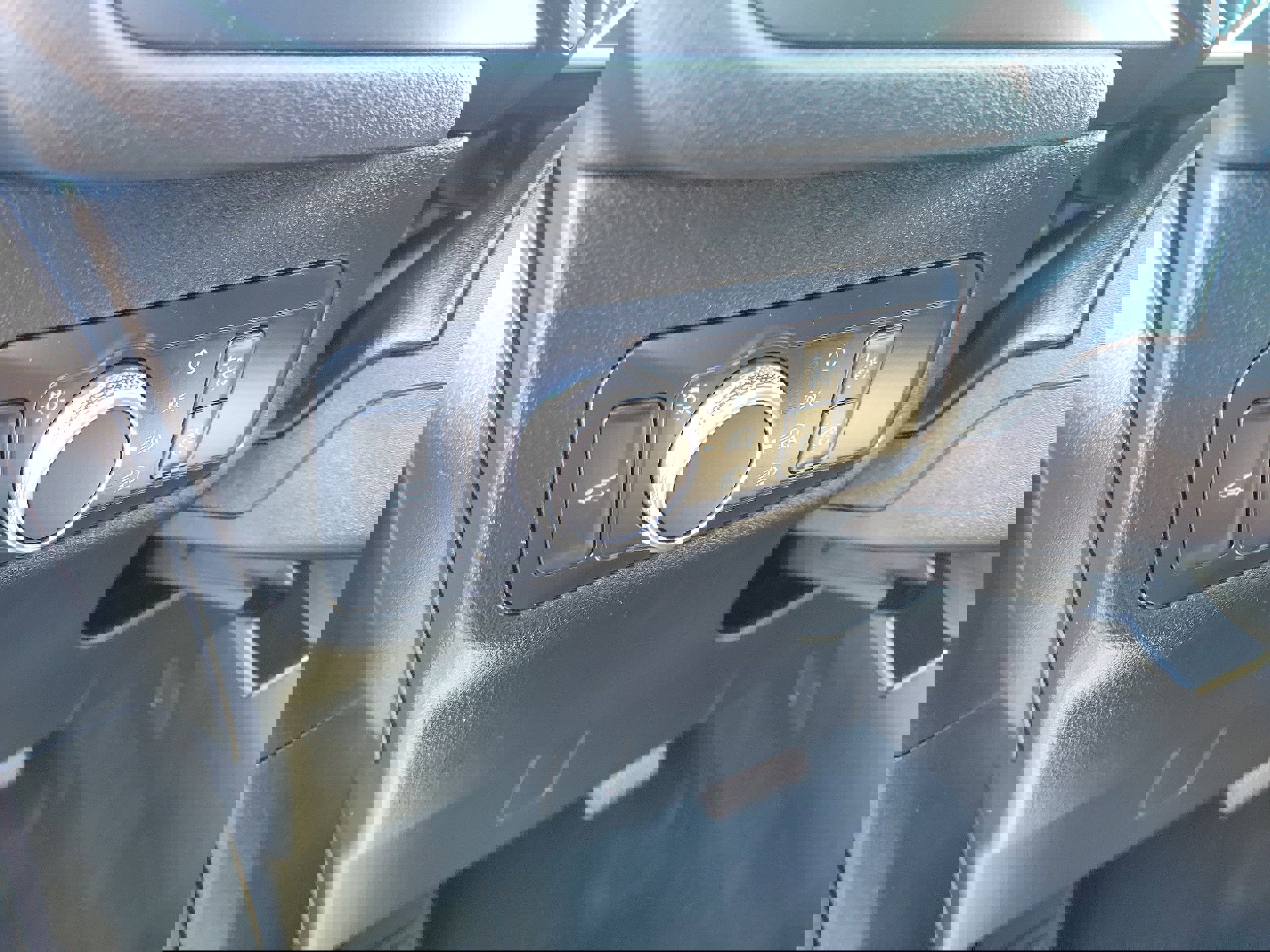 Certified 2022 Ford Escape SE w/ Convenience Package image 22