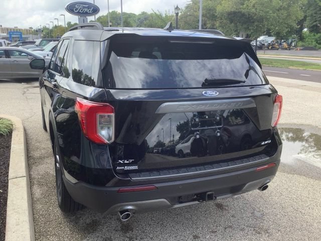 Certified 2023 Ford Explorer XLT w/ Equipment Group 202A AWD/4WD image 5